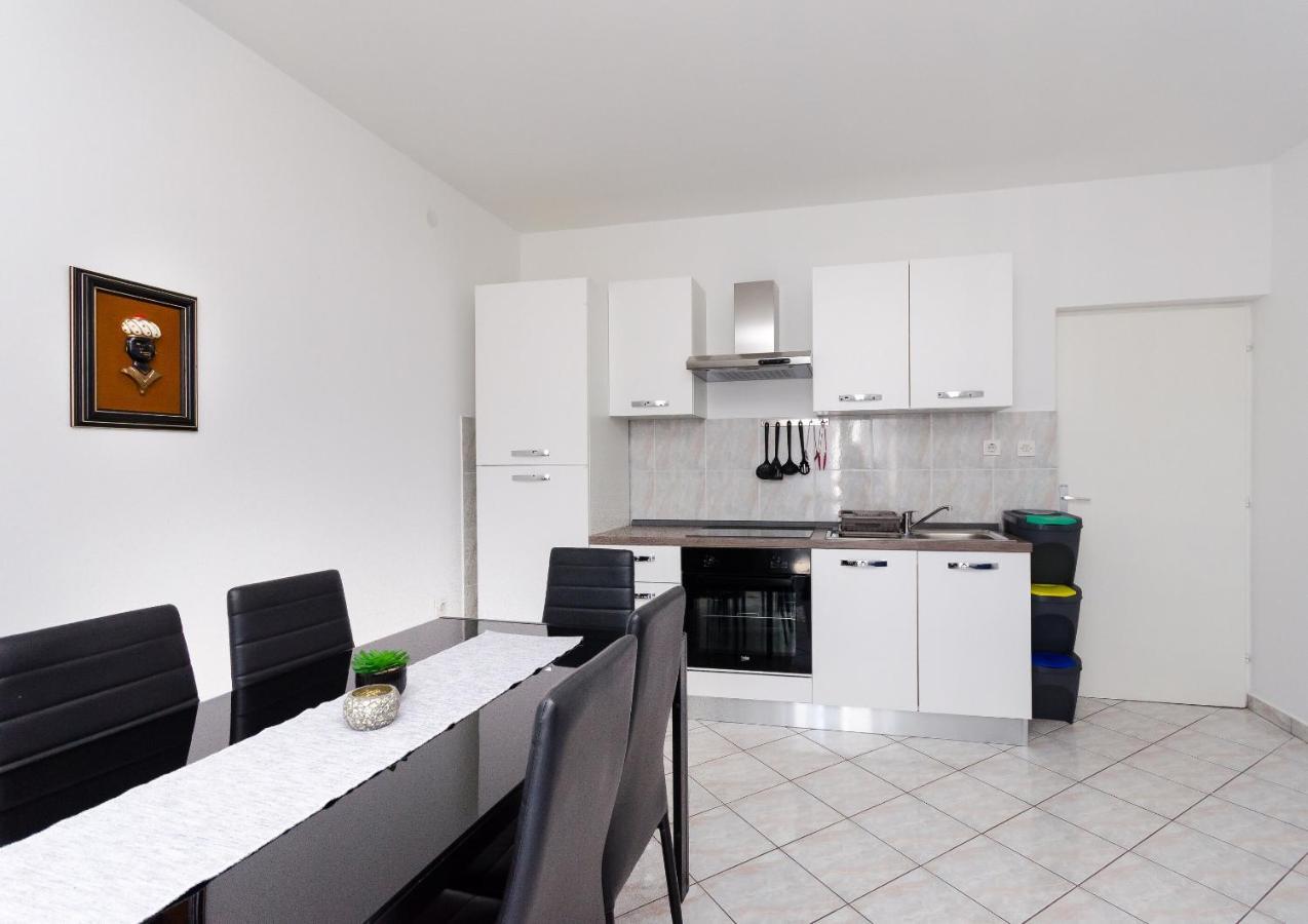 Apartments Luka ซูเปทาร์สกา ดรากา ภายนอก รูปภาพ