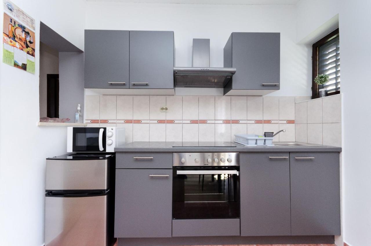 Apartments Luka ซูเปทาร์สกา ดรากา ภายนอก รูปภาพ